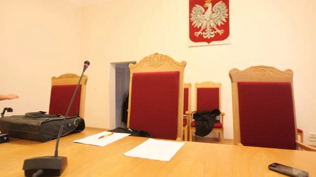 Odmowa zeznań w sądzie: Kiedy świadek może to zrobić legalnie? Odmowa zeznań w sądzie: Kiedy świadek może to zrobić legalnie?