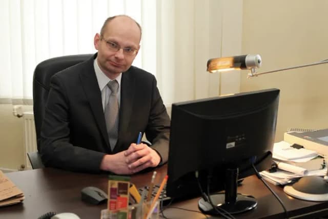 Sąd rejonowy: funkcje, kompetencje i sprawy - co warto wiedzieć? Sąd rejonowy: funkcje, kompetencje i sprawy - co warto wiedzieć?