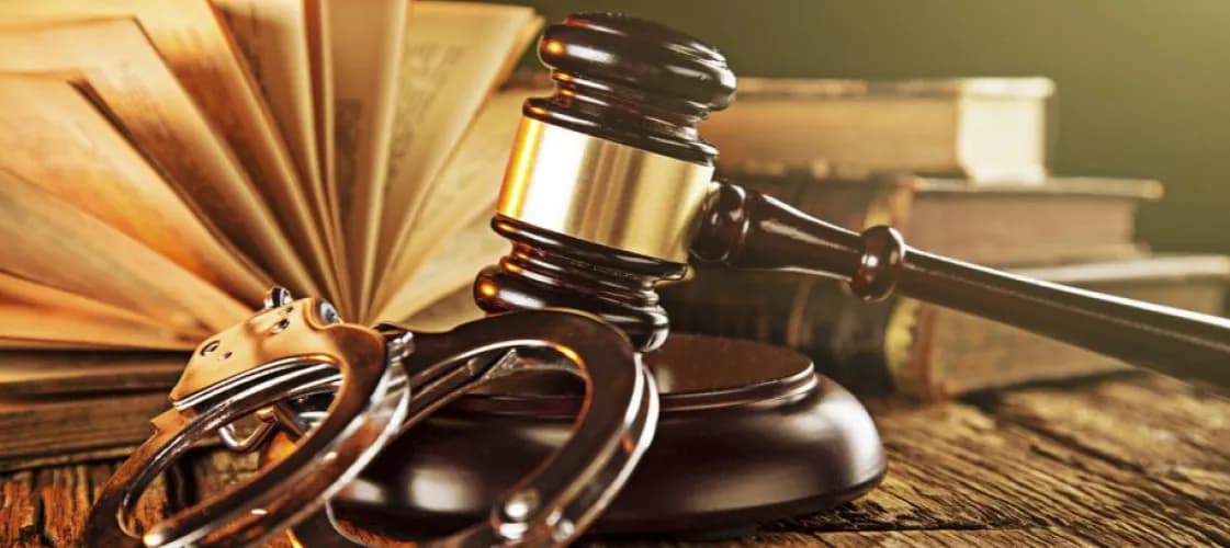 Jakie liceum na prawnika wybrać, aby nie popełnić błędu? Jakie liceum na prawnika wybrać, aby nie popełnić błędu?