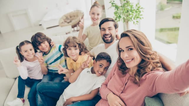 Czy rodzina zastępcza jest opiekunem prawnym? Ważne informacje i różnice Czy rodzina zastępcza jest opiekunem prawnym? Ważne informacje i różnice