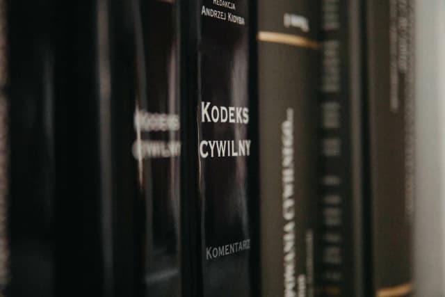Sprawy spadkowe: adwokat czy radca prawny - co wybrać, aby nie żałować? Sprawy spadkowe: adwokat czy radca prawny - co wybrać, aby nie żałować?